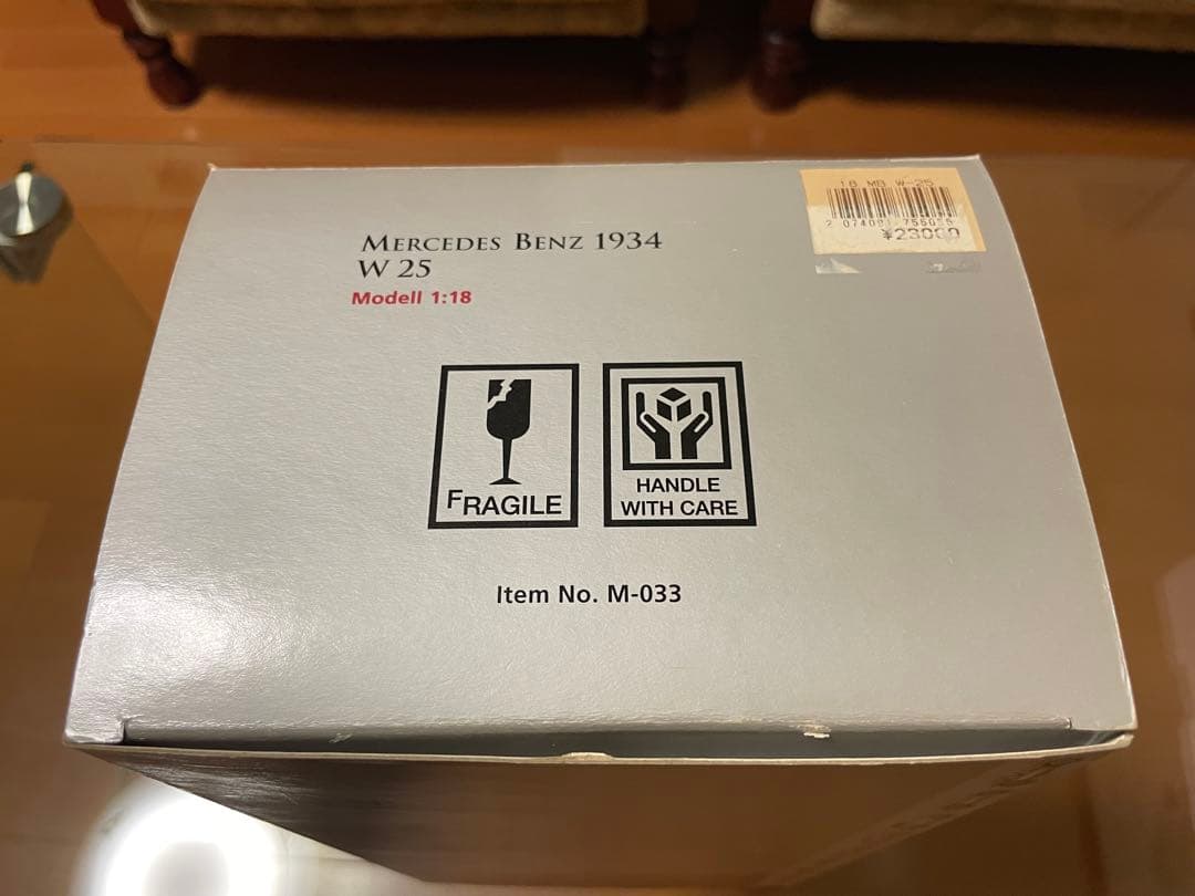 価格変更1/18 CMC メルセデス・ベンツ W25 1934年 未展示品
