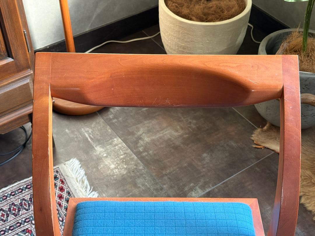 尾州生地　Porada　ACTUS 木製チェア　椅子　イタリア家具　レトロ　nZ