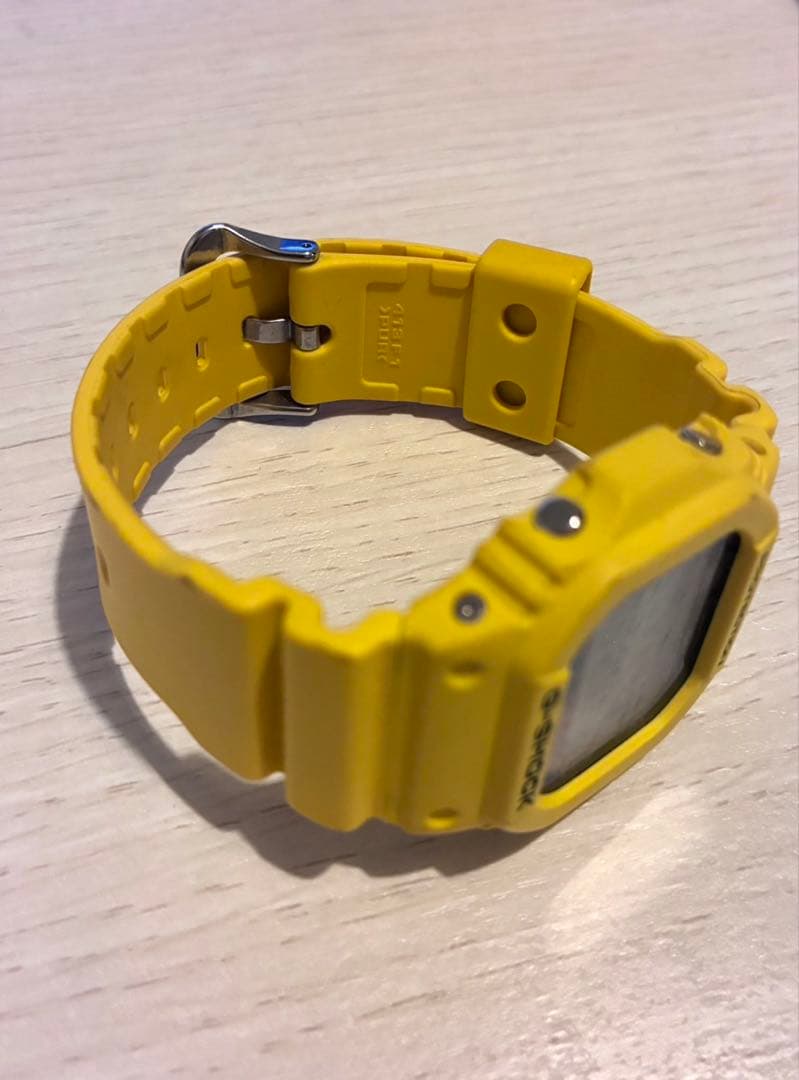 G-SHOCK イエロー 腕時計