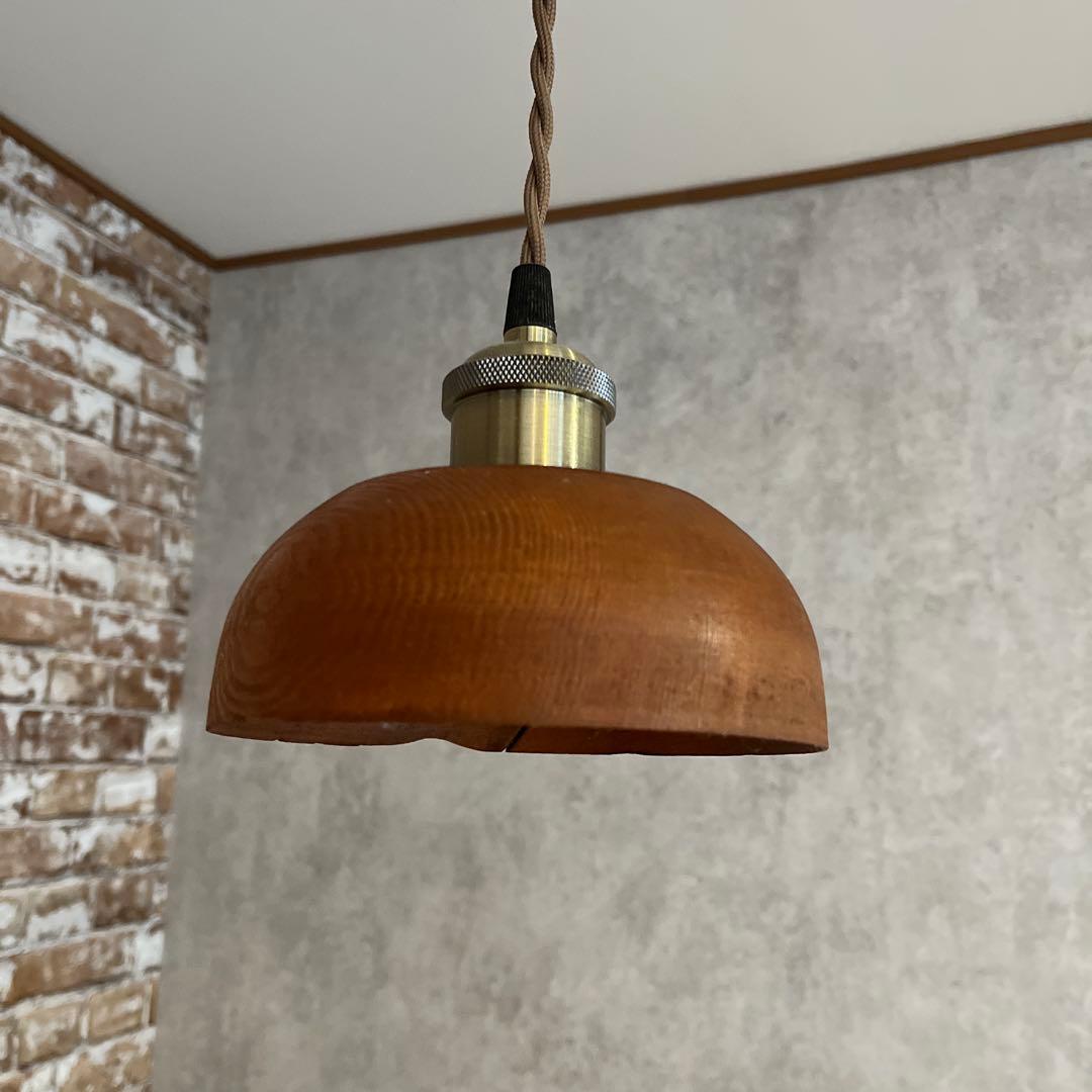 ハンドメイド 天然松ペンダントライトシェード／優しい木目／ナチュラル照明