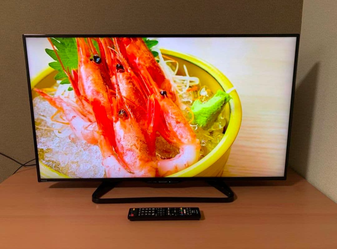 スマートテレビ 　SHARP 32型 ⭕️動画アプリ/地上波BSCS