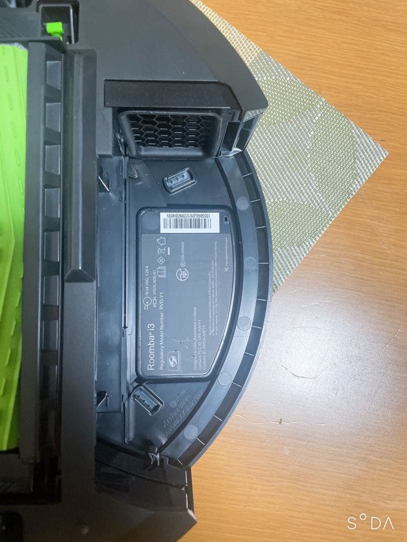 iRobotアイロボット Roomba ルンバi3+ 3550 掃除機　動作保証