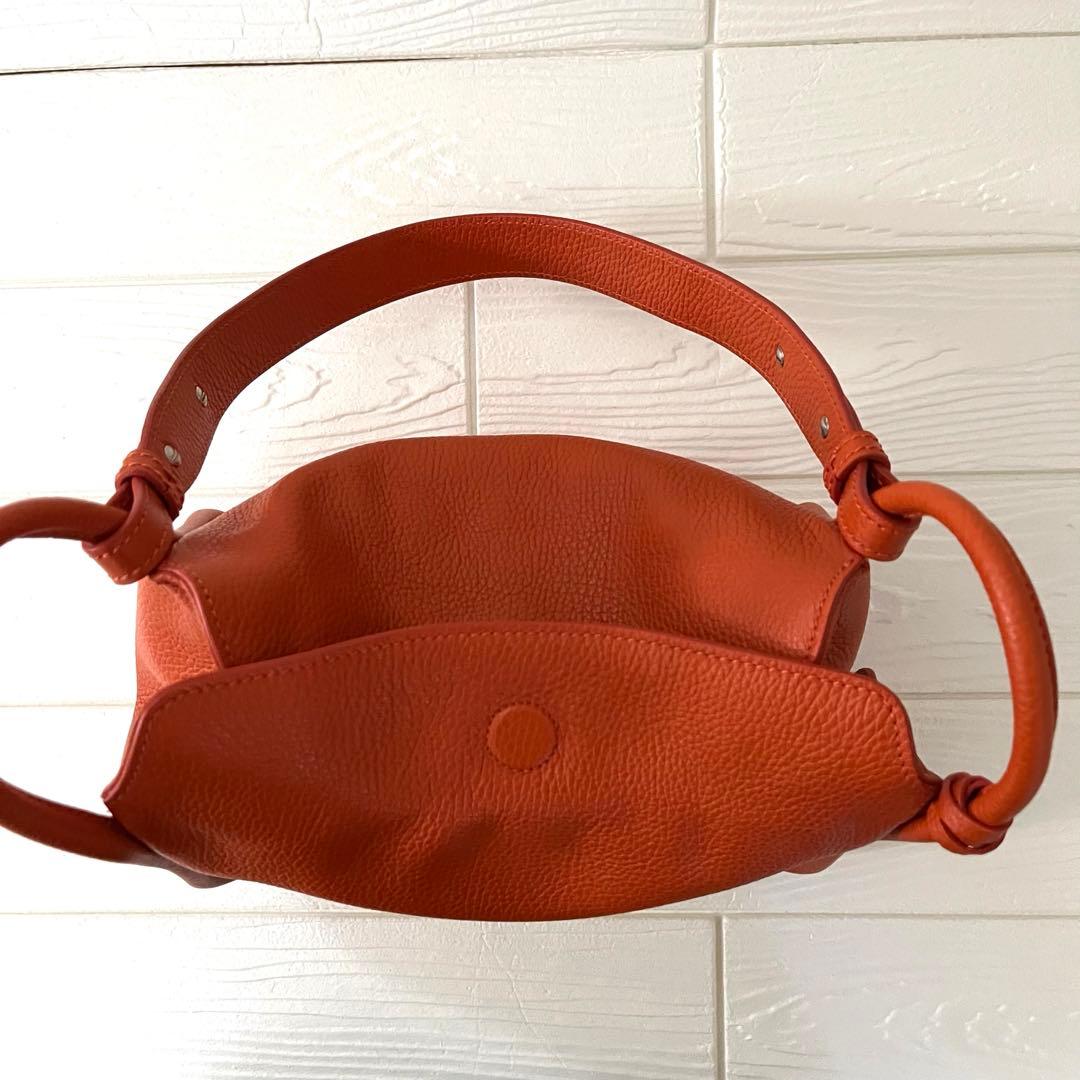 N*.様 〈美品〉MAURO GOVERNAマリオゴヴェルナショルダーバッグイタ