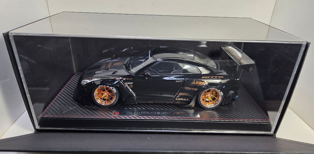 EIDOLPN　アイドロン　1/18　Rocket　Bunny　R35　GTR