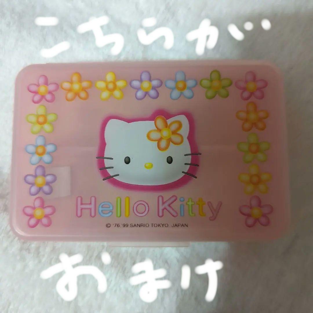 いちごキティ　さくらんぼキティ　レトロキティ　非売品キティポーチ　キティゲーム品