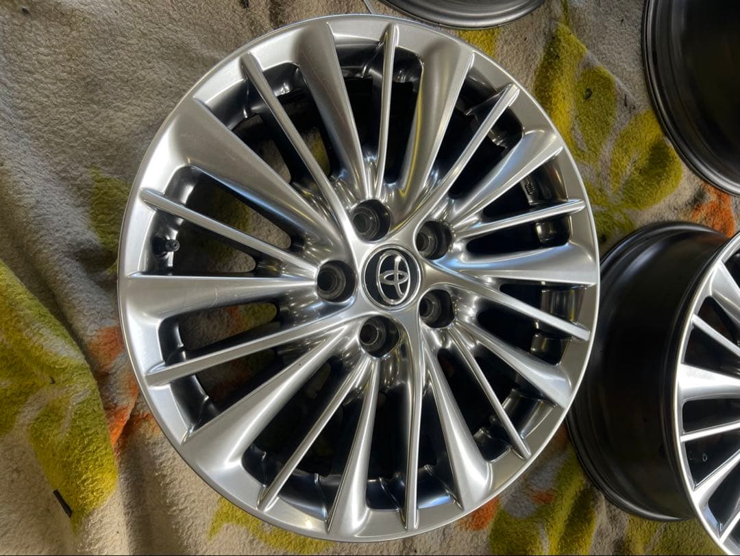 30 アルファード　ヴェルファイア　純正　17インチ　ホイールのみ　スタッドレス