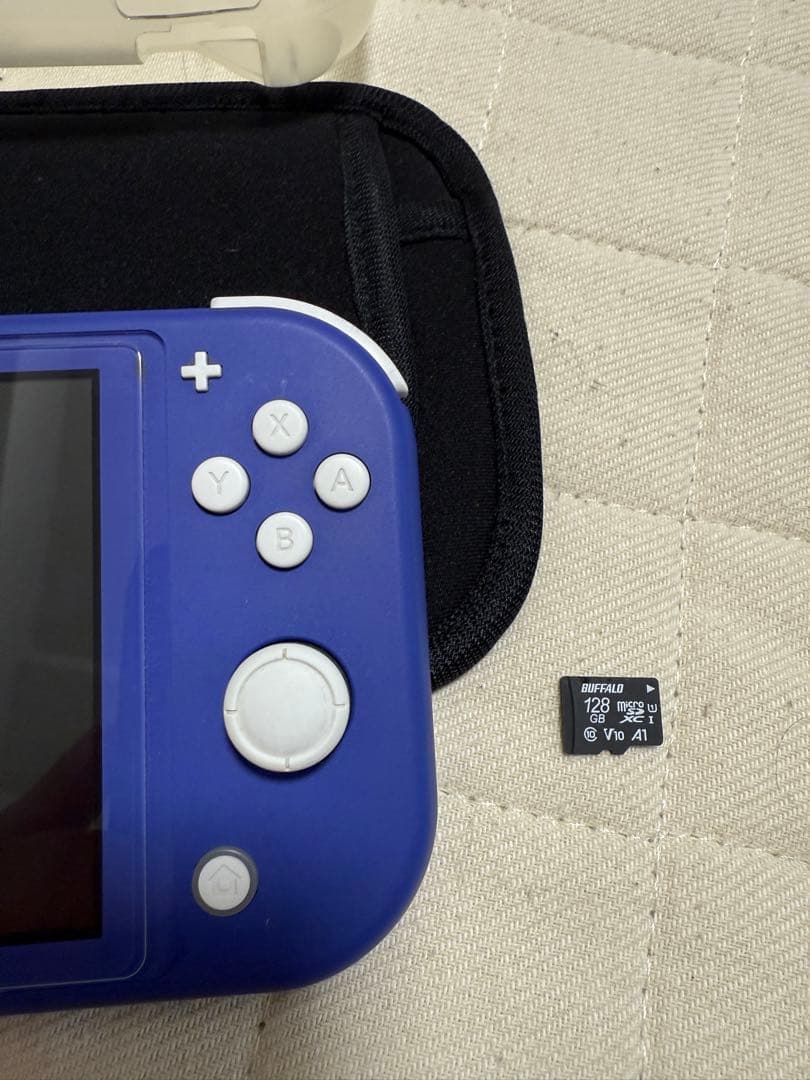 Nintendo Switch Lite 青 本体 保護ケース付き