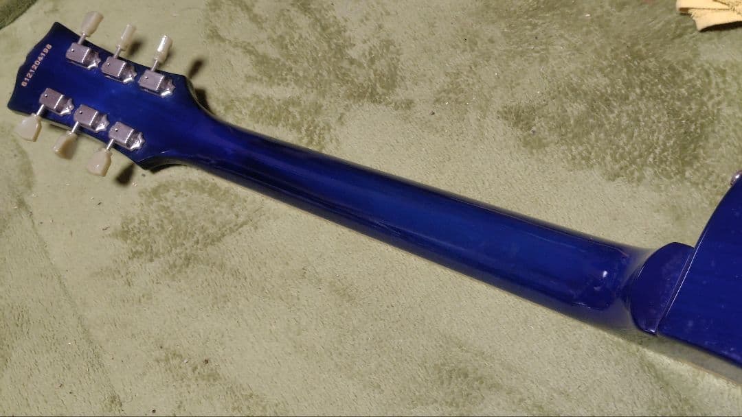 和風布デザインのレスポール