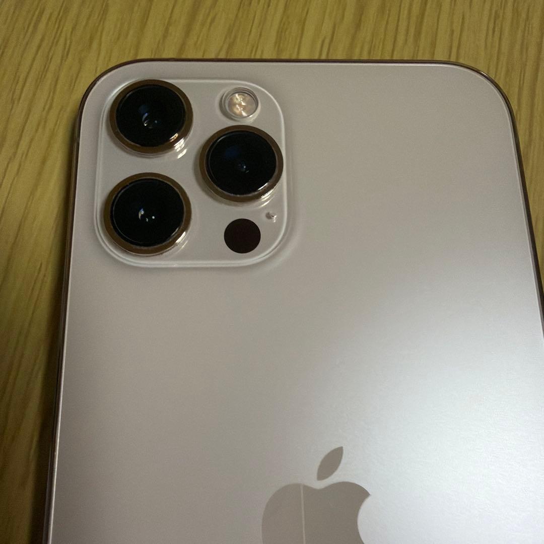 Apple iPhone 12Pro max シルバー