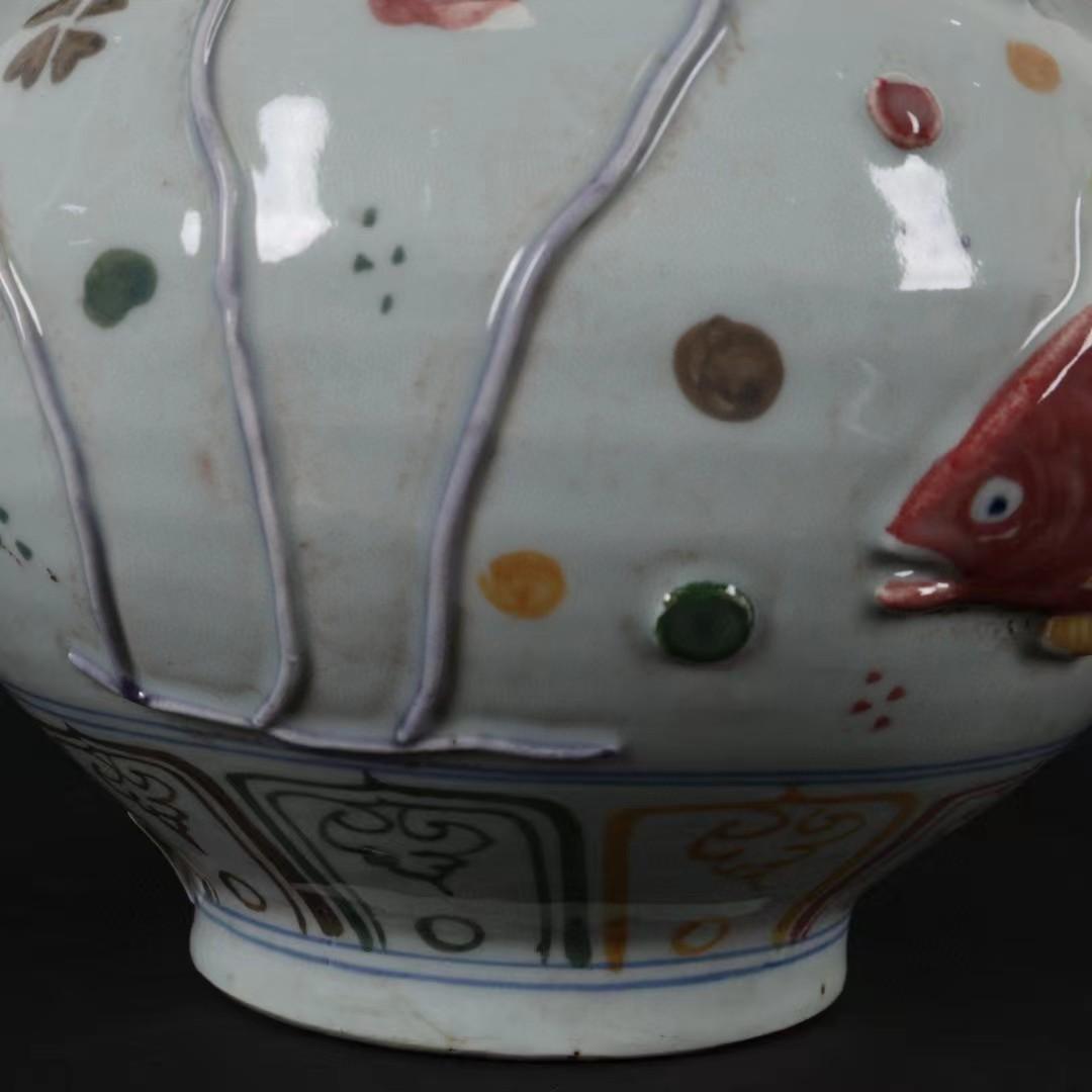 中国古美術✦浮雕・連年有余図・天球瓶30X23cm✦花瓶・文房具・純手描き・陶芸