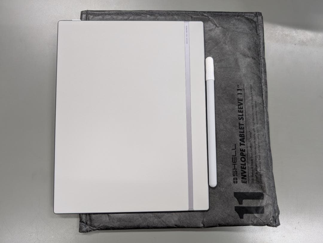 BOOX Go 10.3 薄型電子ペーパータブレット　美品　ケース付き