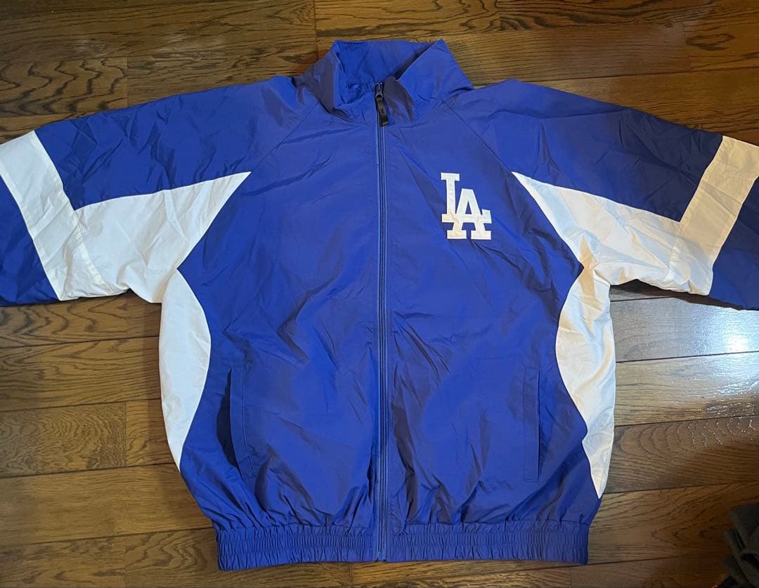 ロサンゼルスドジャース　ナイロンジャケット　サイズXL 大谷翔平