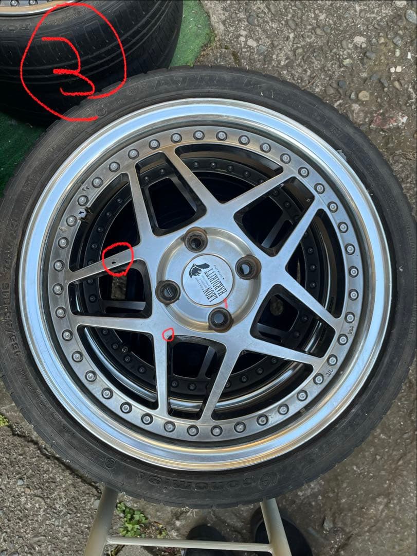 レオンハルト16インチ　initialy