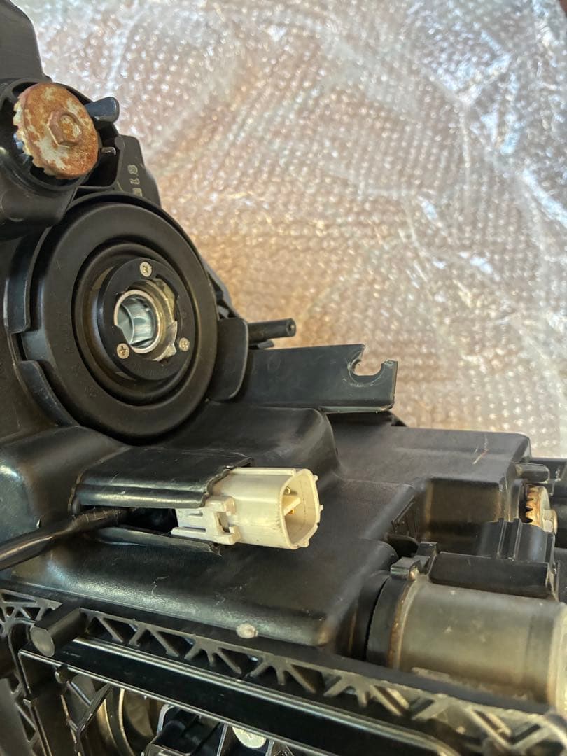 トヨタ純正 30系ハリアー純正HIDヘッドライト AFS付き左右セット