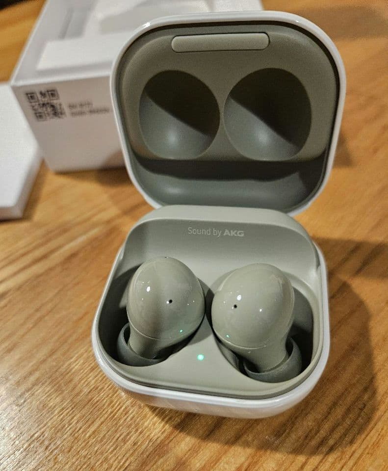 Galaxy Buds2 オリーブ
