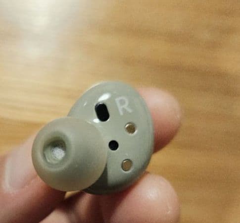 Galaxy Buds2 オリーブ