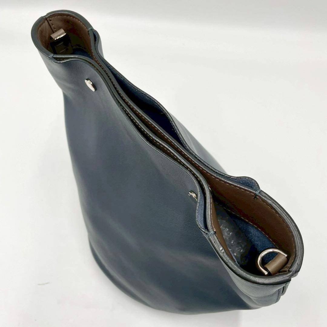 【極美品】 MARNI マルニ ショルダーバッグ バケツ バケット レザー