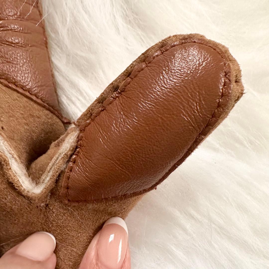 【着用1回】UGG♡アグ　シープスキンシームドグローブ　チェスナット　M 耐水