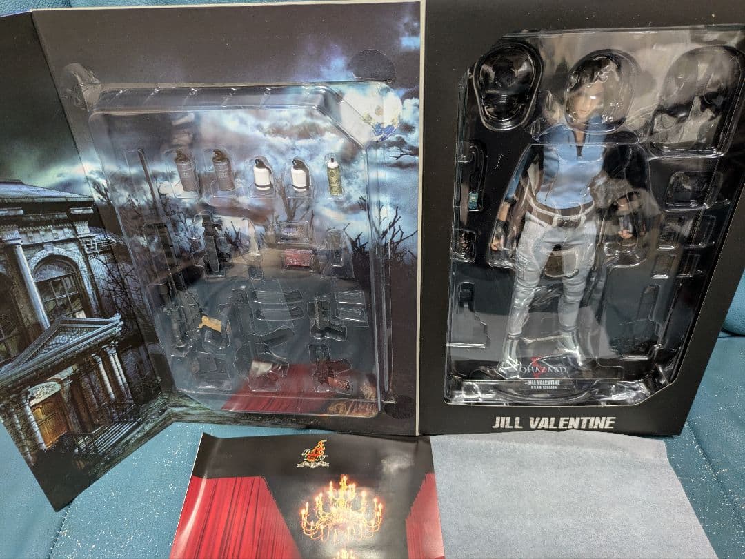 HOTTOYS バイオハザード ジル・バレンタイン BSAA 1/6フィギュア