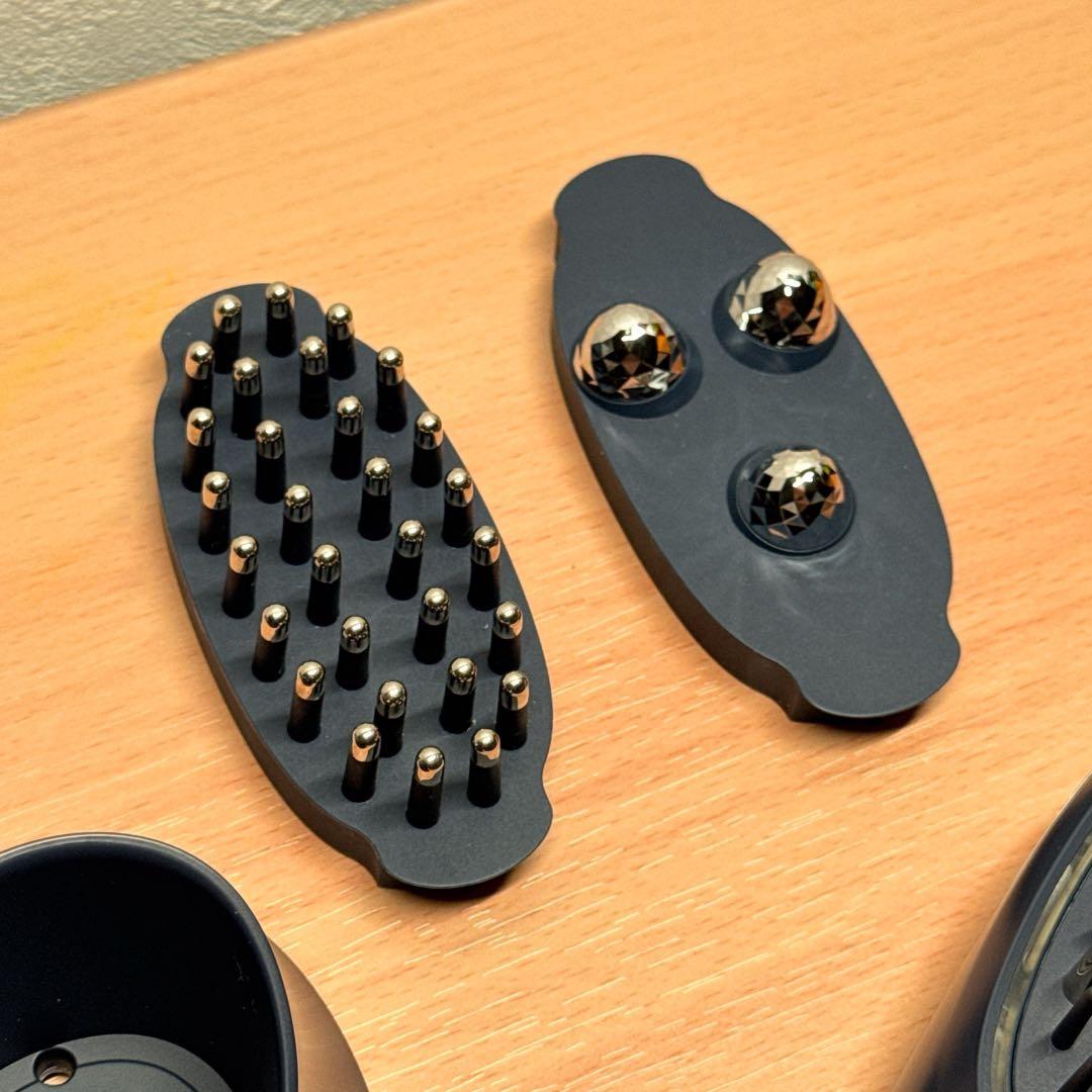 YA-MANのリフトブラシ型美顔器ハイパーフェイスリフトブラシ