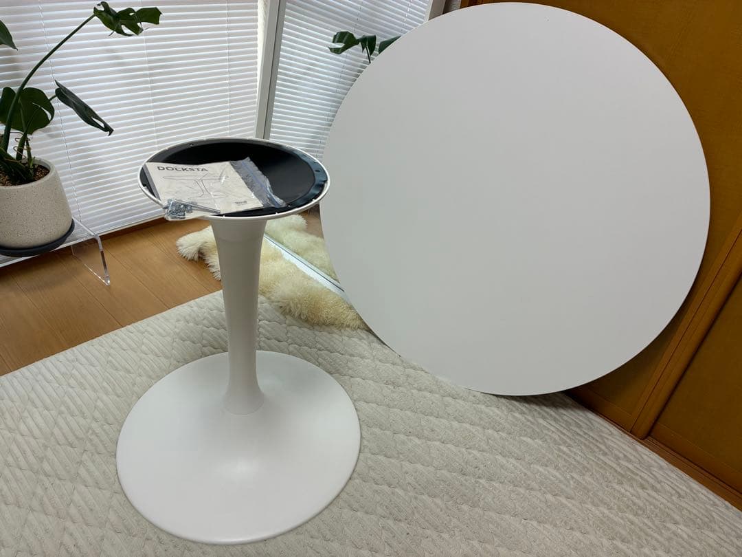 IKEA 円形ダイニングテーブル ホワイト