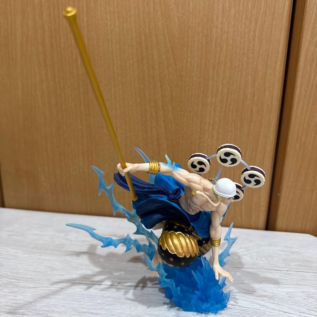 ワンピース　フィギュア　一番くじ　ルフィ　ニカ