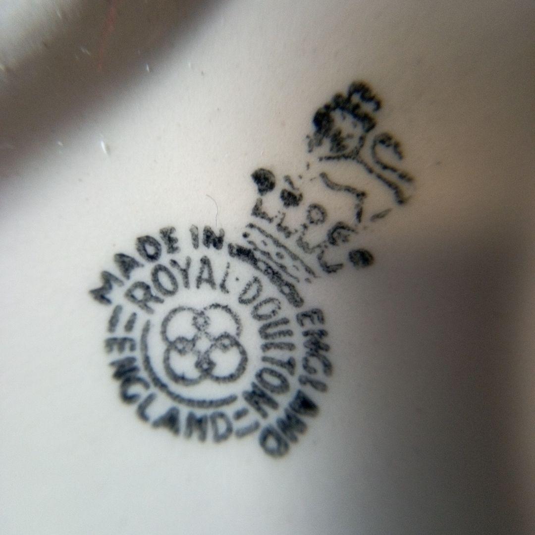 ロイヤルドルトン　 　イギリス製　犬の親子　置物