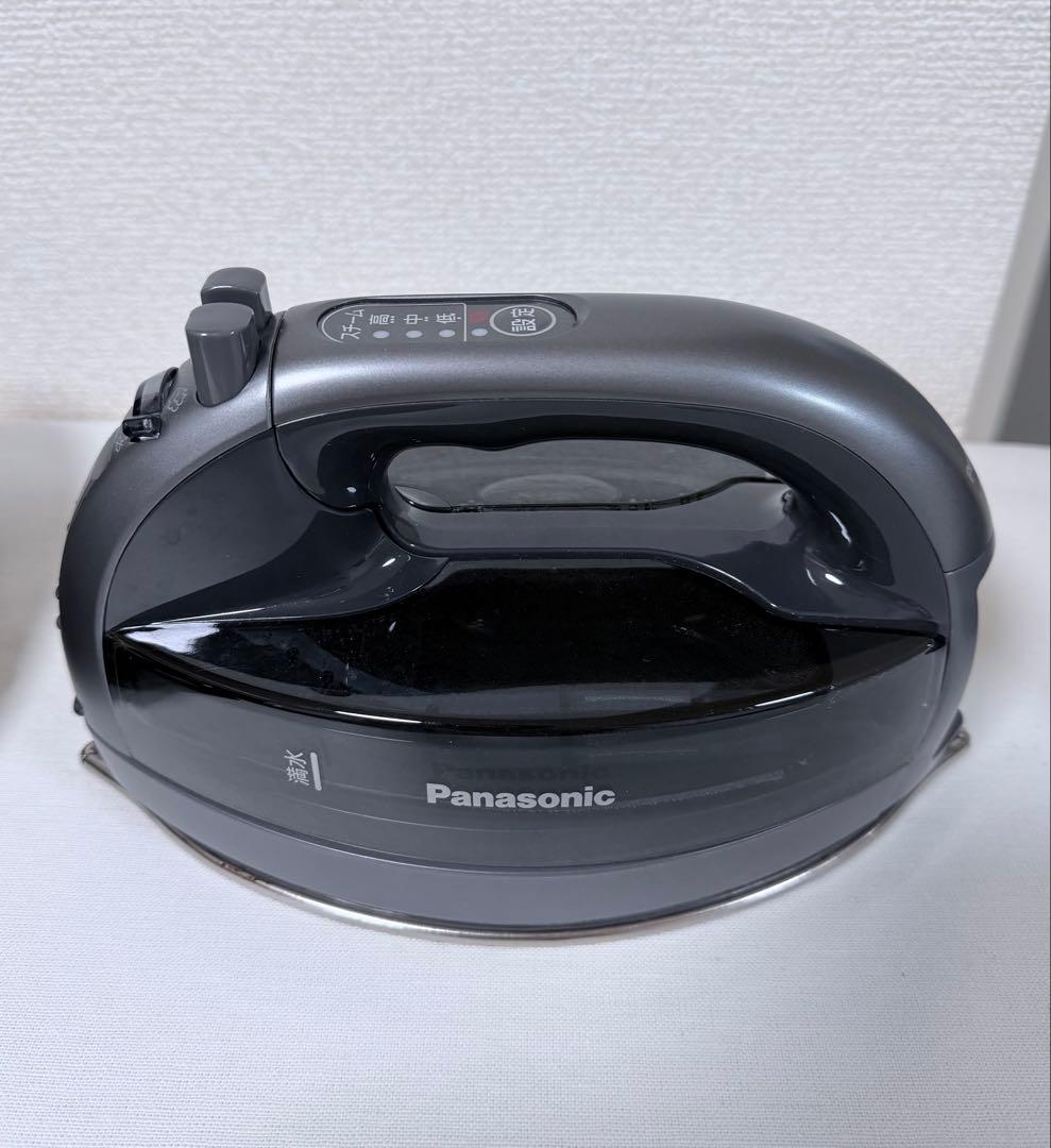 パナソニック コードレススチームアイロン NI-WL707-H 2022年