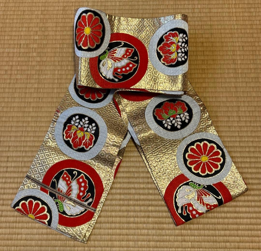 七五三　結び帯　帯　両面柄　赤　7歳　七歳　豪華両面柄入り　蝶　蝶柄　ゴールド系