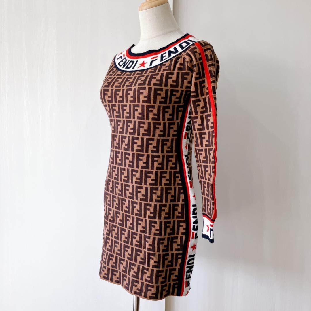 【美品】　フェンディ　ズッカ柄ロゴラインラグランスリーブミニニットワンピース