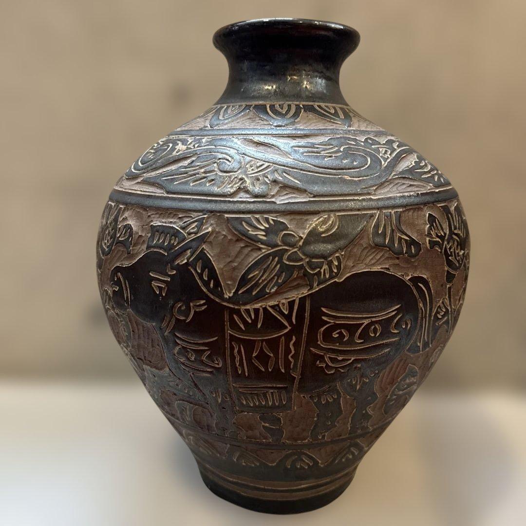 壺屋焼.島袋常明.エジプト紋.掻き落とし.大壺.やちむん.銘あり