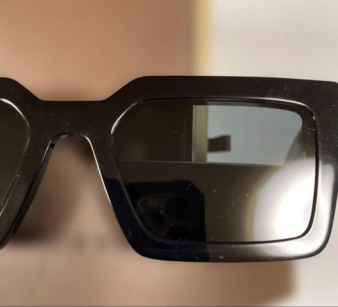 R*様 レア Louis Vuitton ブラック サングラス