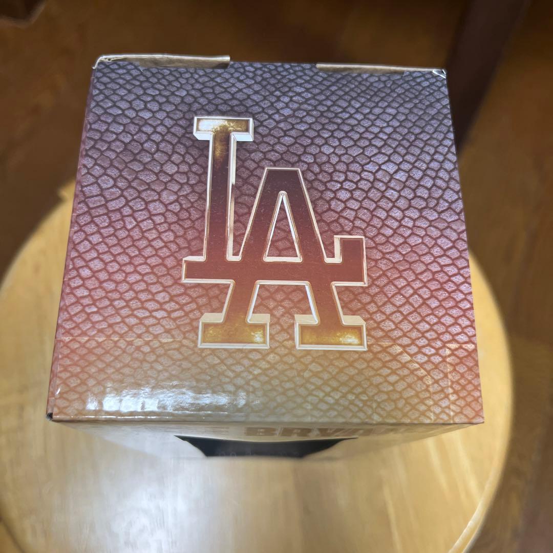 コービーブライアント　ボブルヘッド　8/8ドジャース配布品