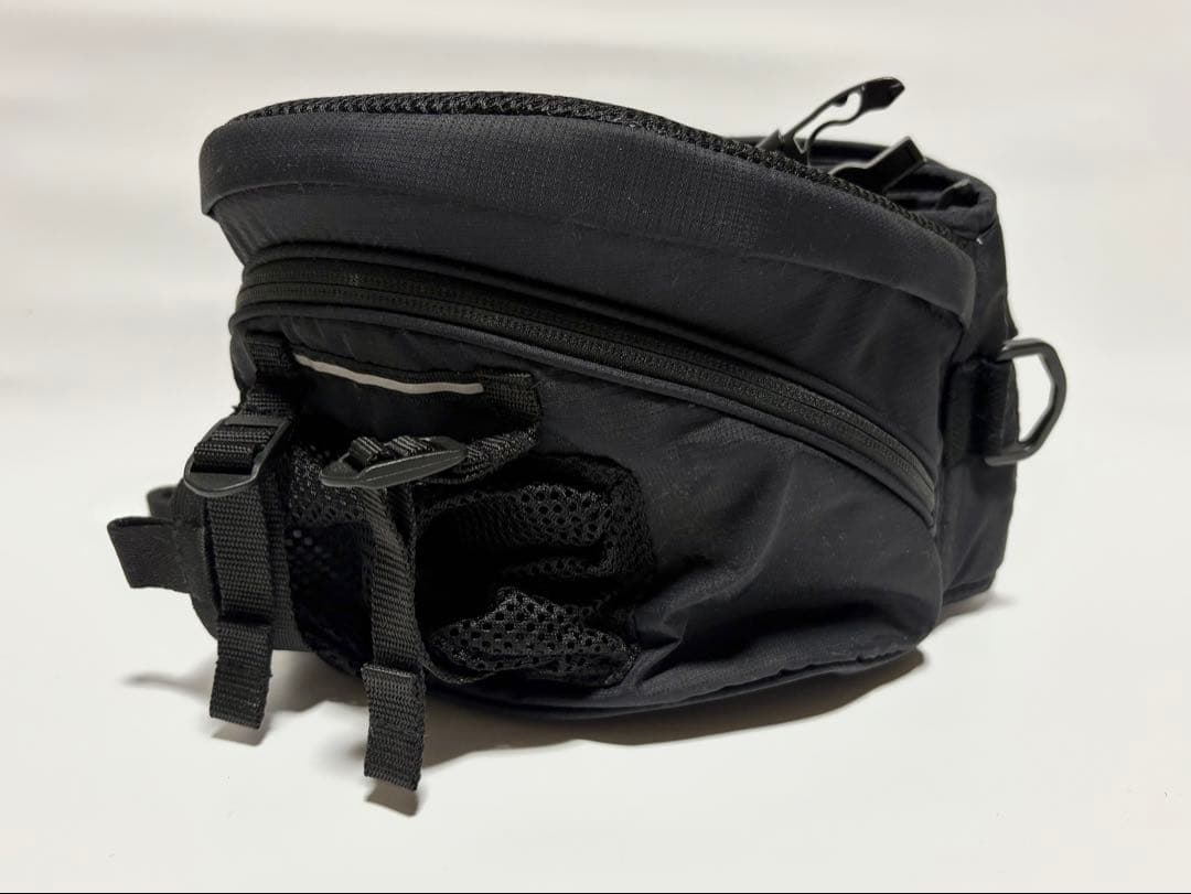 【新品】ヌーイ　ドッグキャリアー　本体とペットショルダーセット