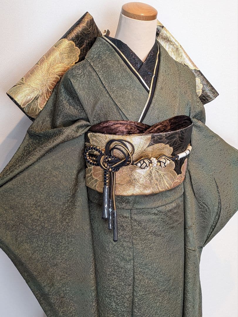 振袖フルセット 身丈168裄67 霞文 暈し染め カーキ 正絹 逸品