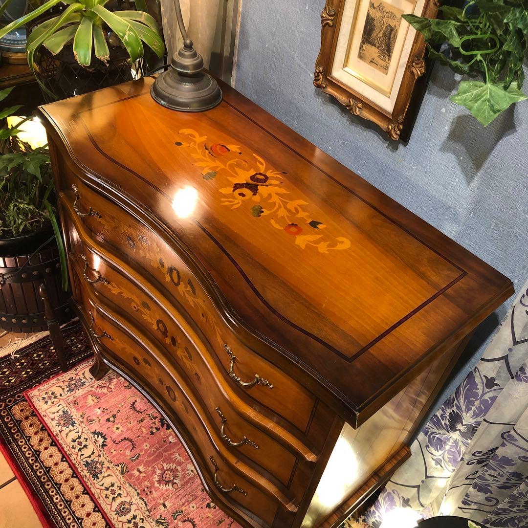 最終価格　イタリアン アンティークPT 象嵌　猫脚　３段DRキャビネット