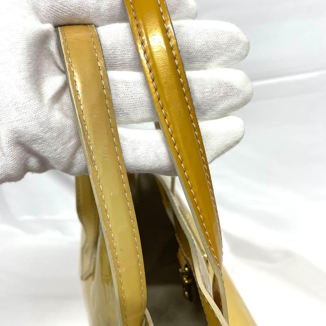 ルイヴィトン ハンドバッグ ヴェルニ ウィルシャー モノグラム イエロー