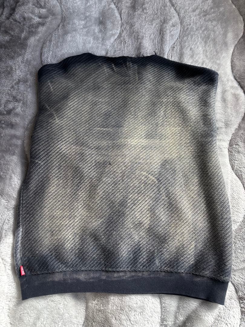 DIESEL ブラックニットセーター フリンジ付き