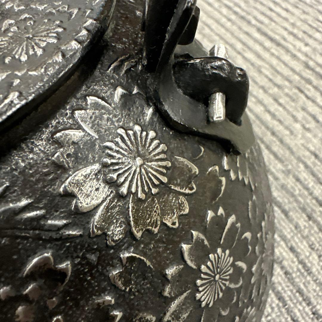 鉄瓶，南部鉄器，