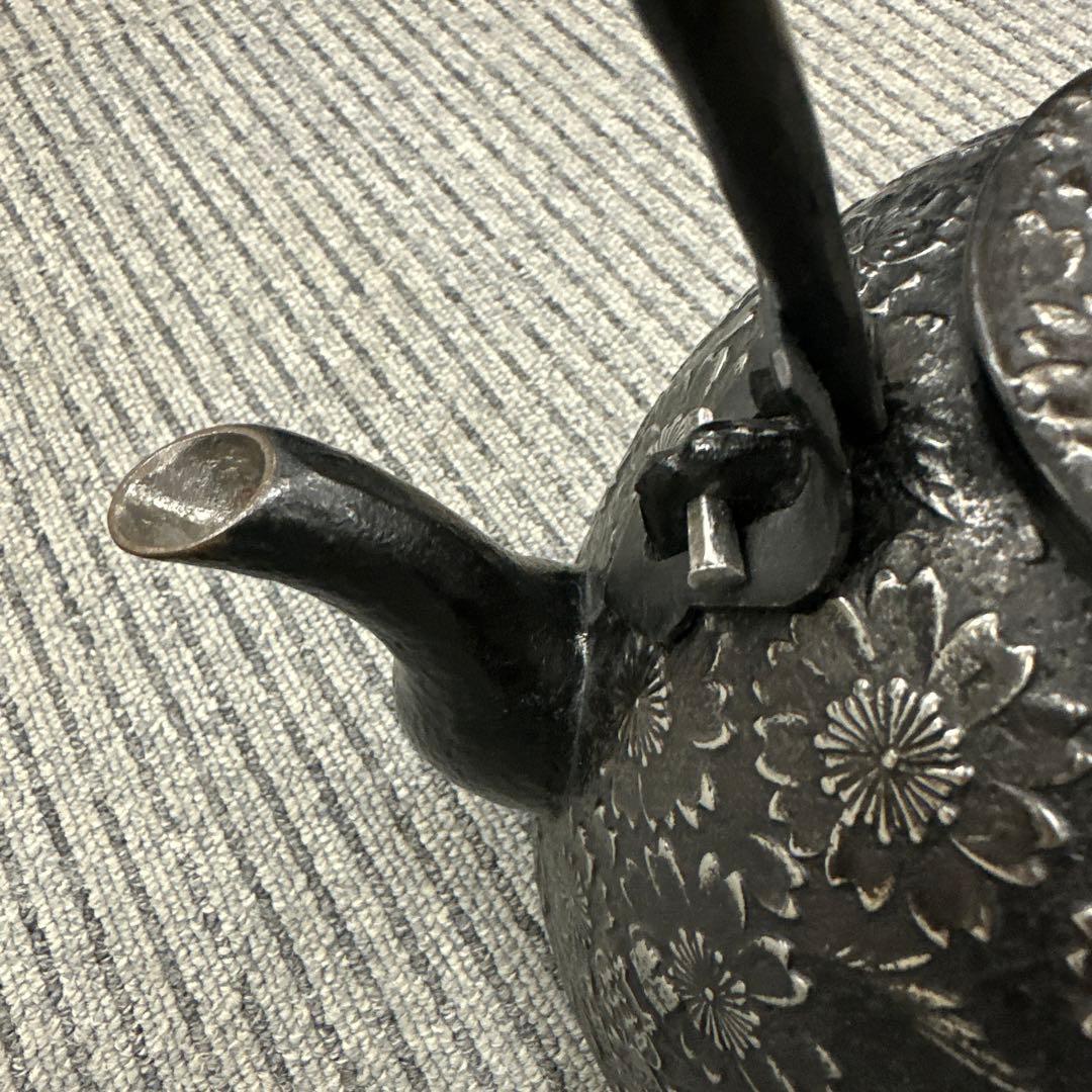 鉄瓶，南部鉄器，