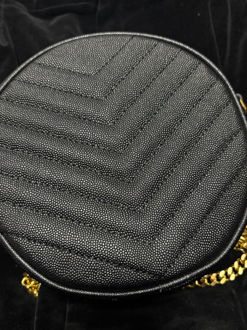 最終値下げ YSL サンローラン ヴィニル ラウンド ショルダー バッグ