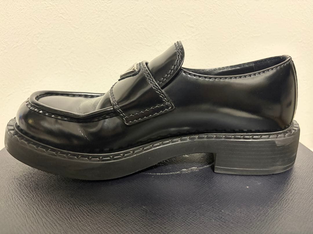PRADA チョコレートブラッシュドレザーローファー　サイズ UK6 1/2