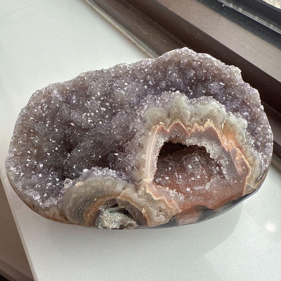 天然石アメジストの　置物　鉱物NO.080109