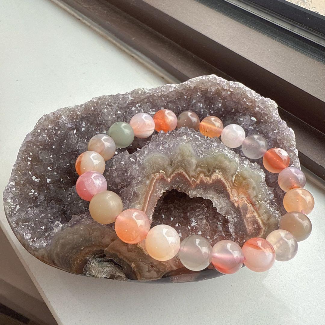 天然石アメジストの　置物　鉱物NO.080109