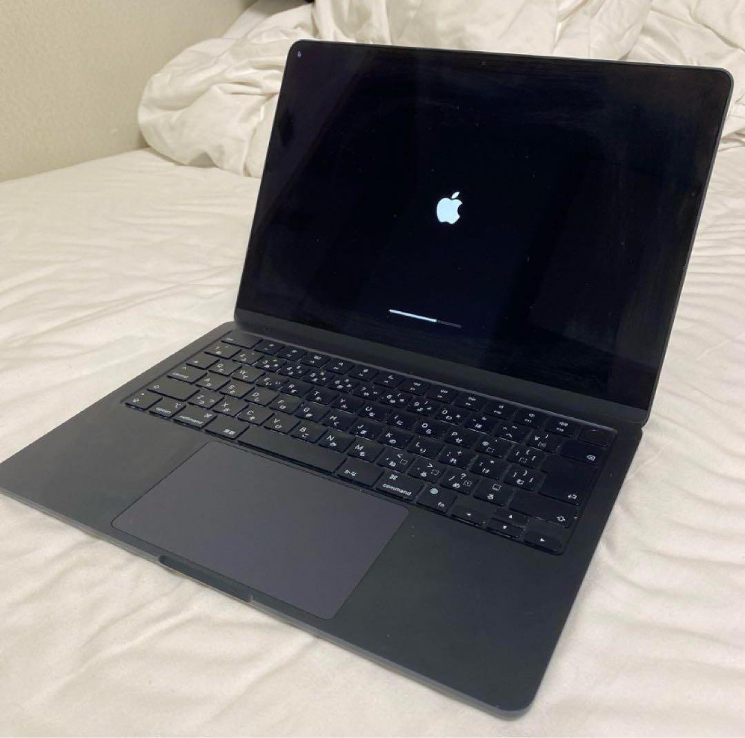 【即日配達】MacBook Air 2024 13インチ　充電器付き