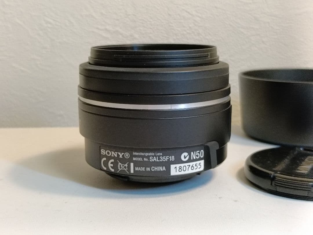 ソニー 35mm DT f1.8 SAM 単焦点レンズ