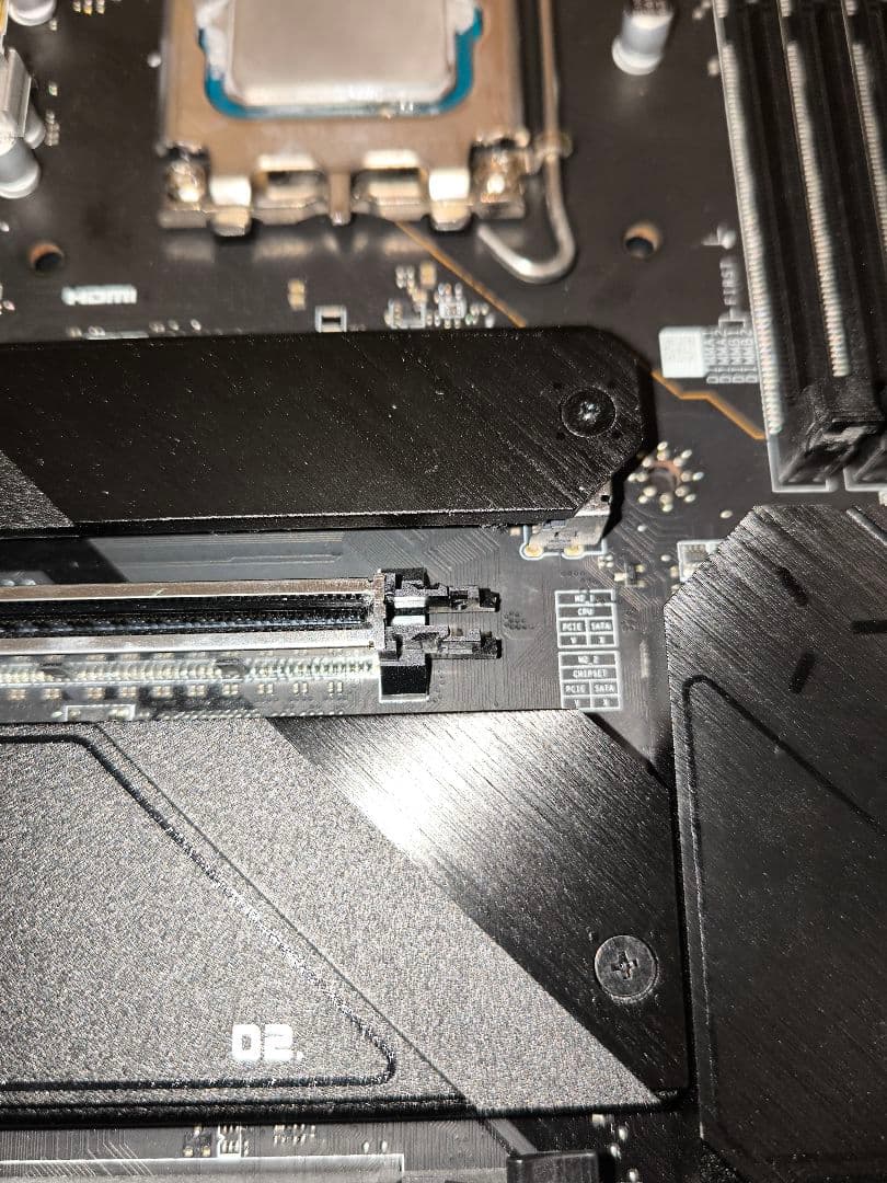 CPU MSI Z690 TOMAHAWK DDR5 Itel i7 12700kf