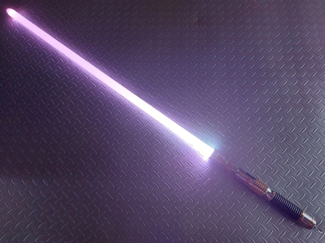 カスタムライトセーバー「EnoCordova Variant」XRGB3・新品