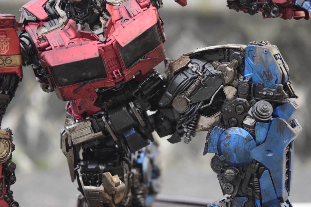 yolopark オプティマス・プライム塗装済み完成品