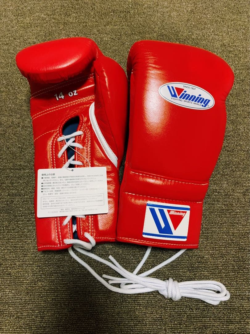 Winning ボクシンググローブ 14 oz レッド 紐式